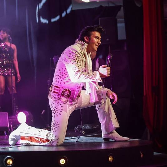 ElvisLive Show